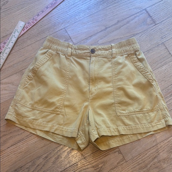Gap shorts - Picture 2 of 9